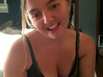 brunettebaby040
