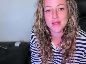 chelseelynn