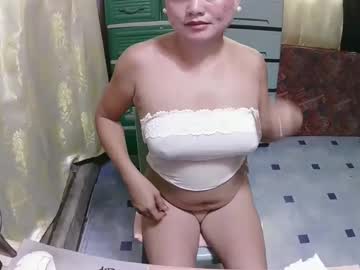 lusty babe25