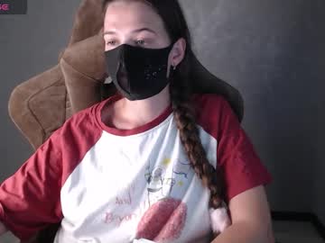 m00n8kiki