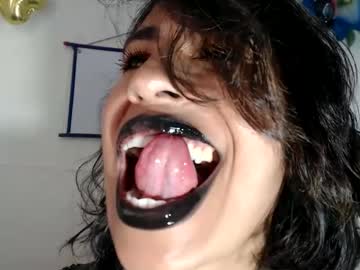 natalia nylon