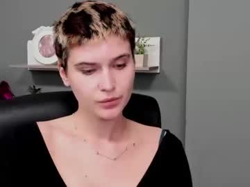 sarah desire01