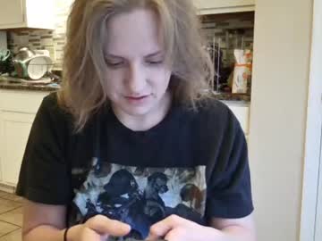 tinywithtiddies