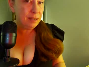 tittystarot