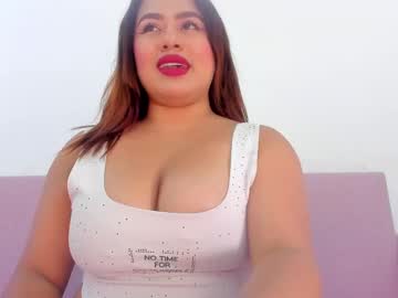 vero mendoza