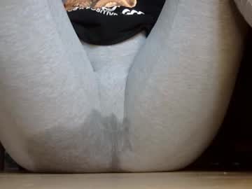 wet pants2022