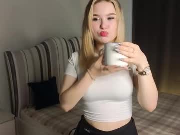 whitecutiebb